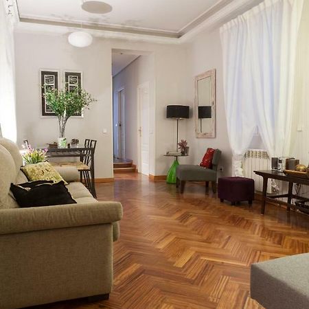 Apartamento Elegante piso junto al Museo del Prado Madrid Exterior foto