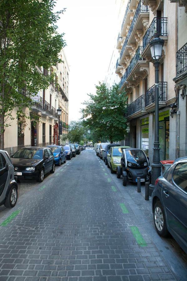 Apartamento Elegante piso junto al Museo del Prado Madrid Exterior foto