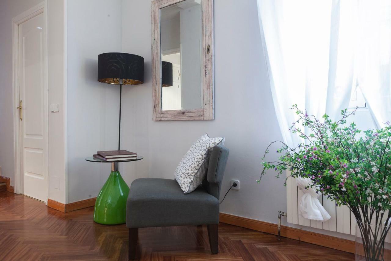 Apartamento Elegante piso junto al Museo del Prado Madrid Exterior foto