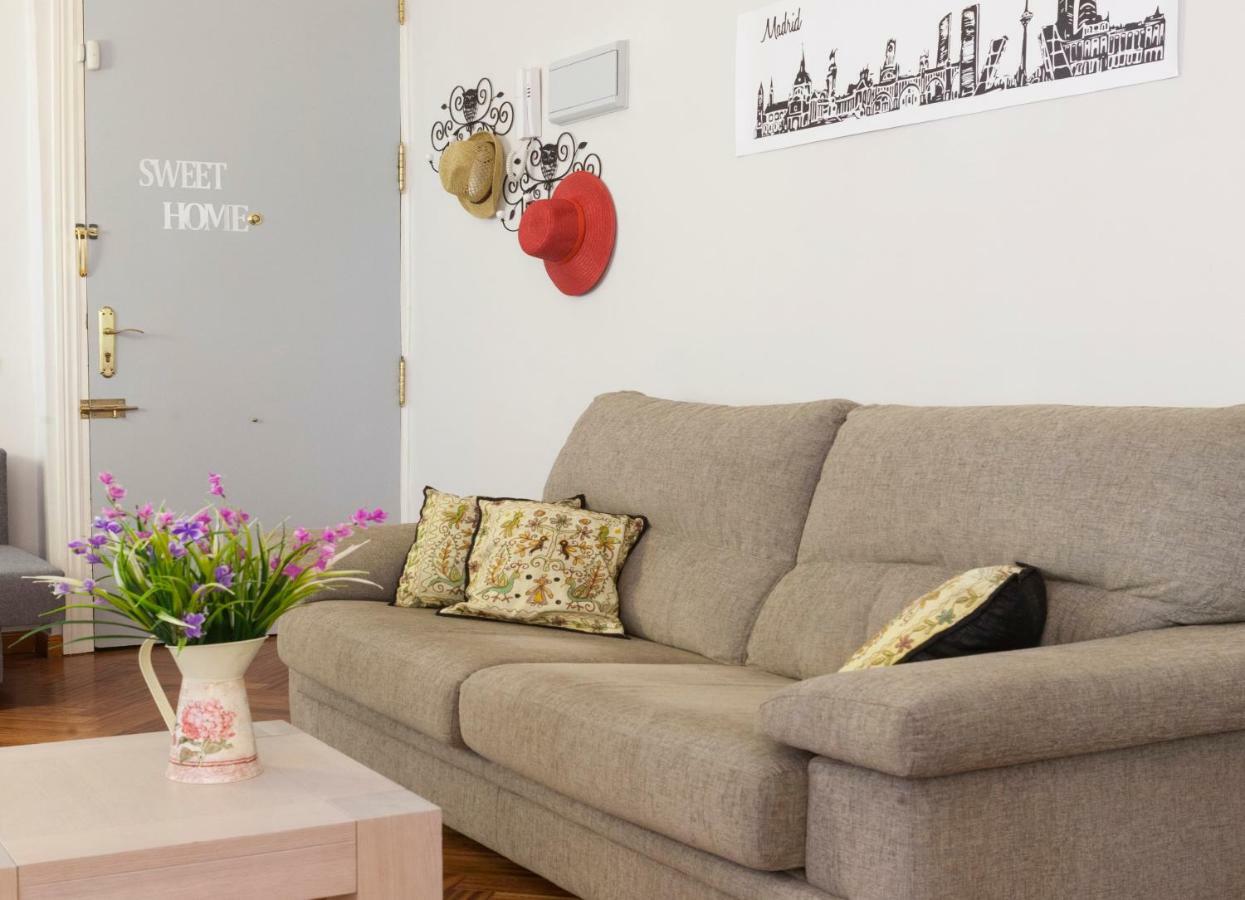 Apartamento Elegante piso junto al Museo del Prado Madrid Exterior foto