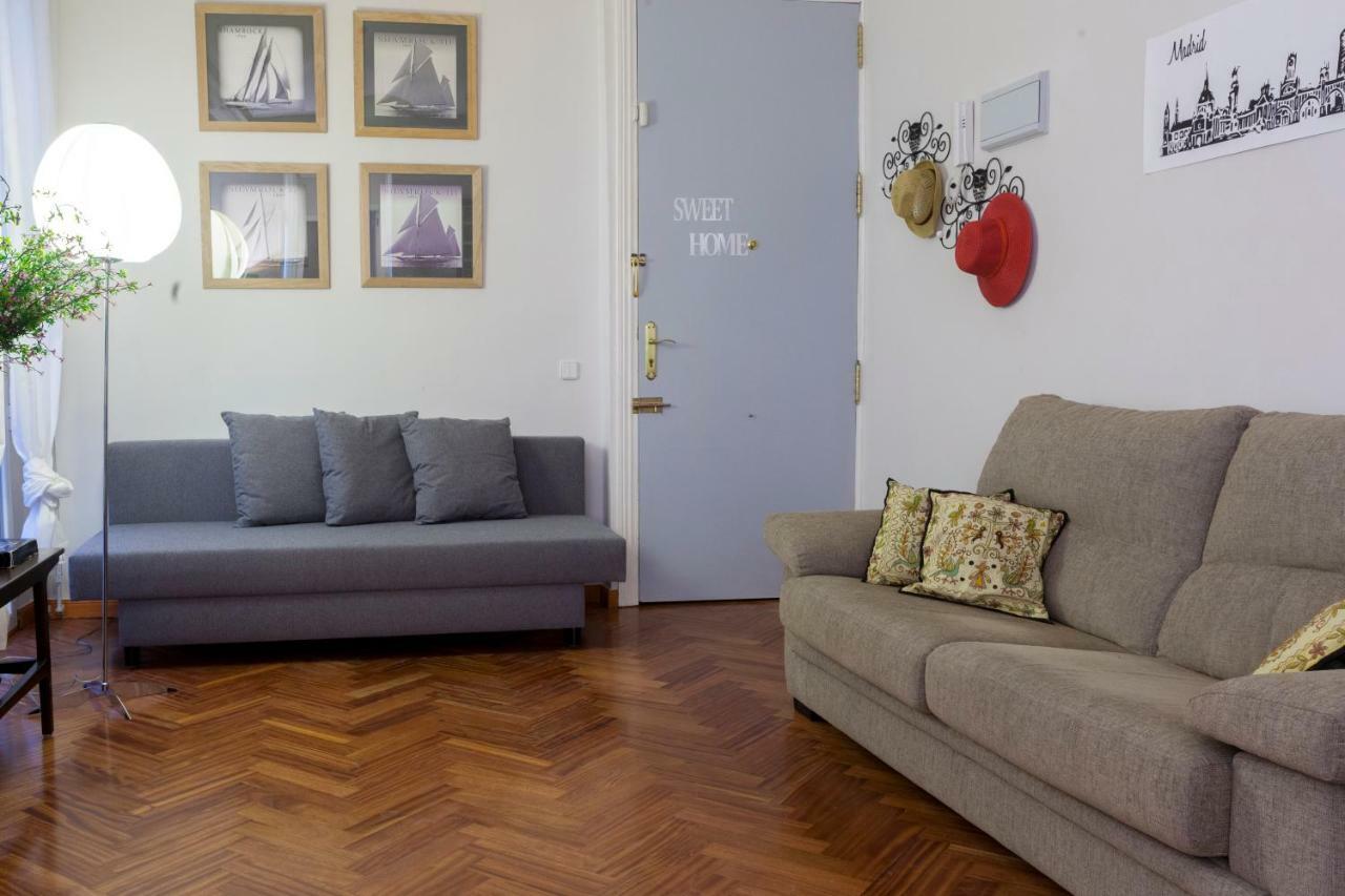 Apartamento Elegante piso junto al Museo del Prado Madrid Exterior foto